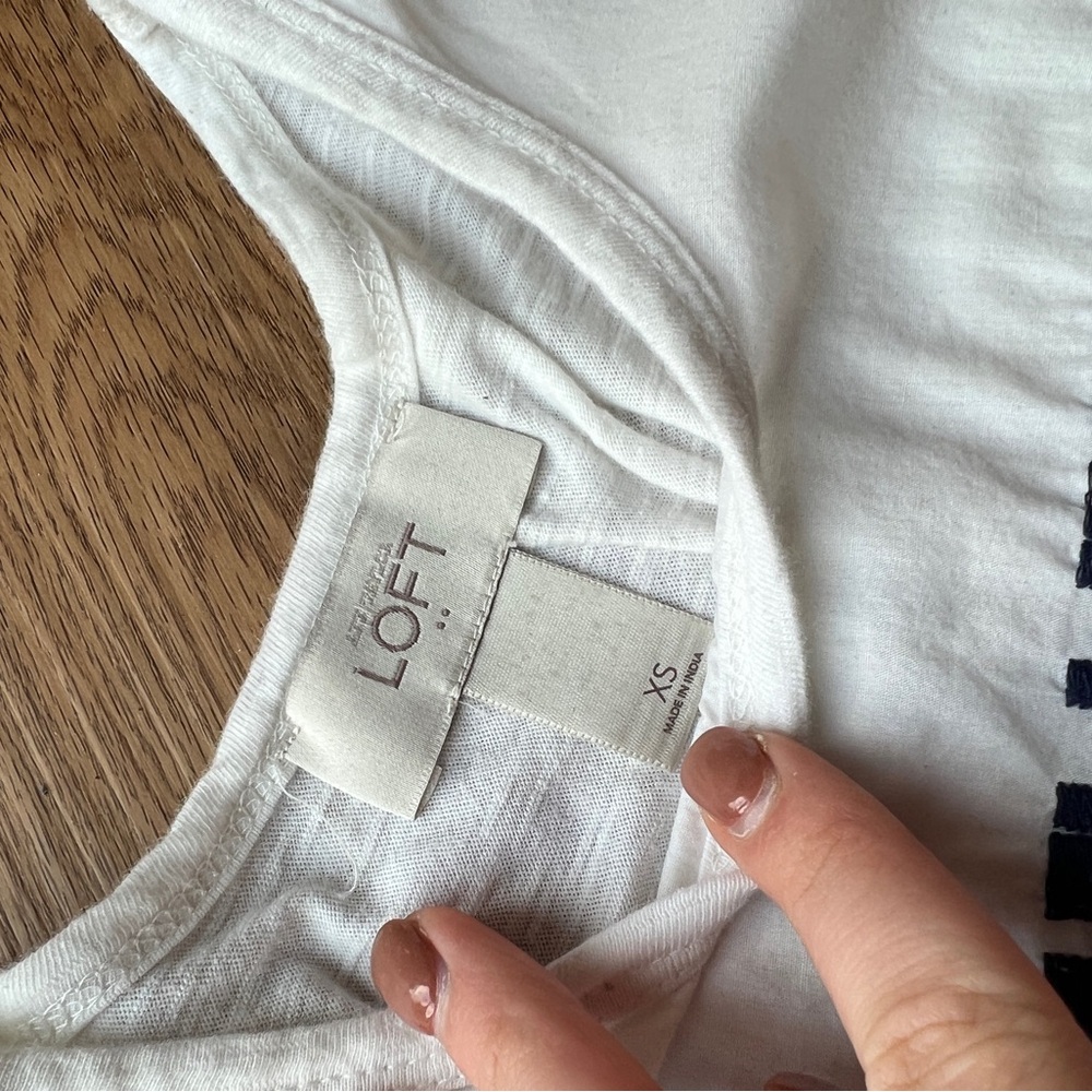 Embroidered tank - Picture 4 of 4